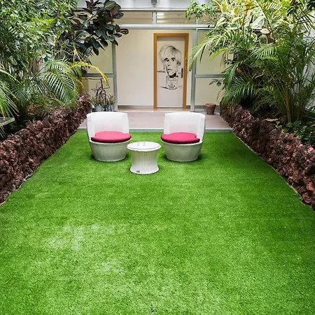 Lägenhet Garden Loft Miro